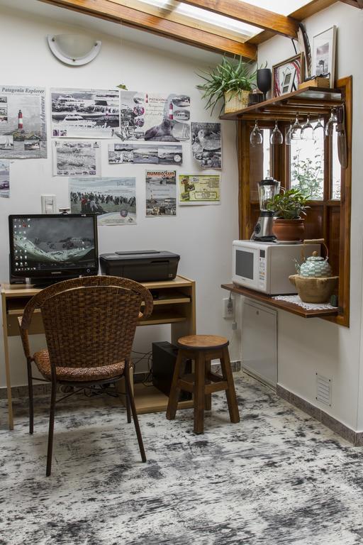 Bed And Breakfast Aijpel Ushuaia Bagian luar foto
