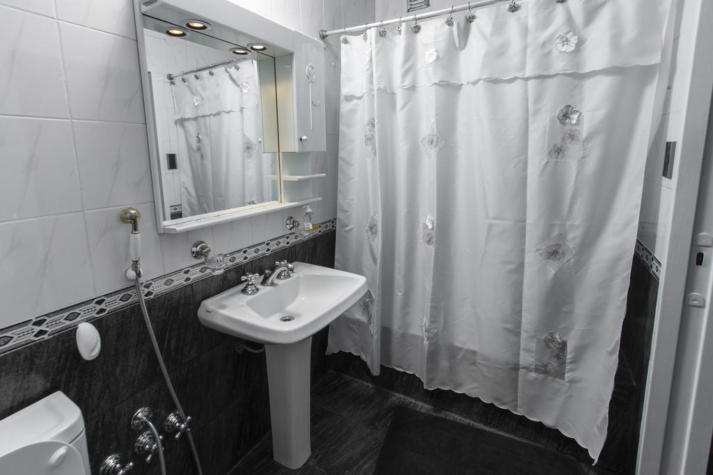 Bed And Breakfast Aijpel Ushuaia Bagian luar foto