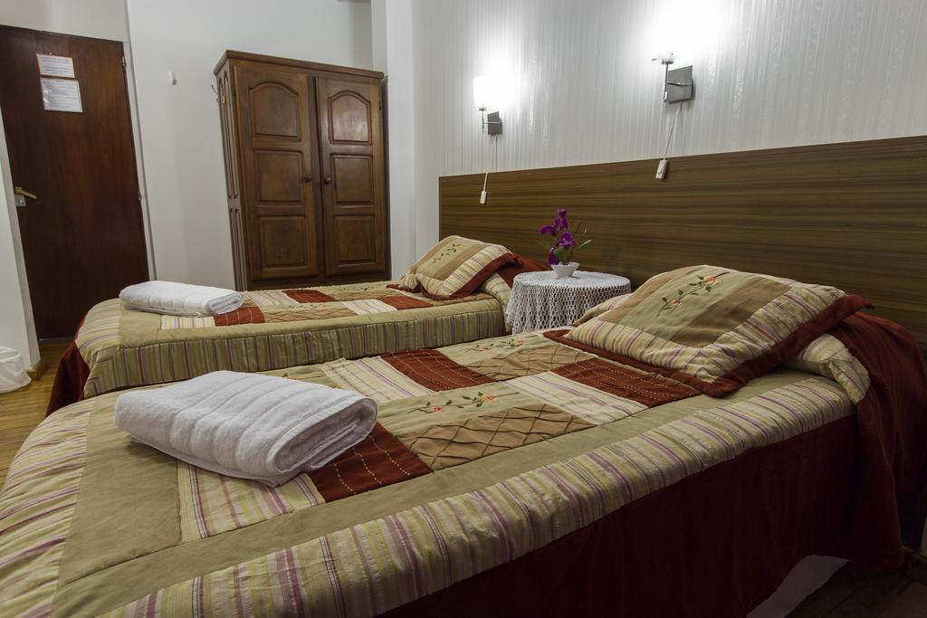 Bed And Breakfast Aijpel Ushuaia Bagian luar foto